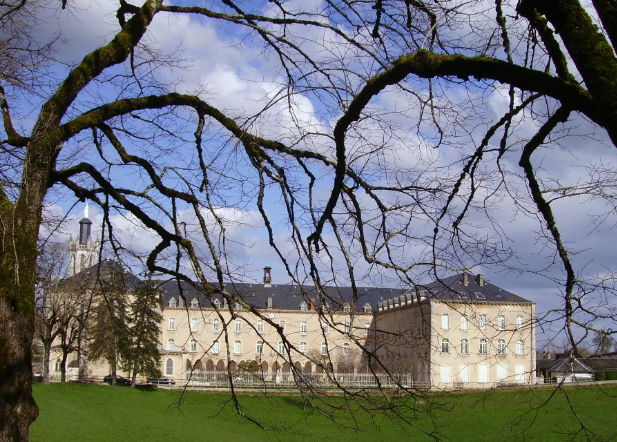 Lire la suite à propos de l’article Vivre une retraite spirituelle avec les sœurs de Notre Dame du Calvaire